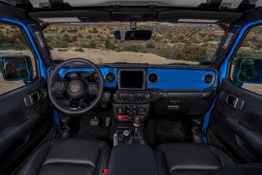 Торпедо Jeep J6 (JT) 2019 года  (фото 7 из 11)